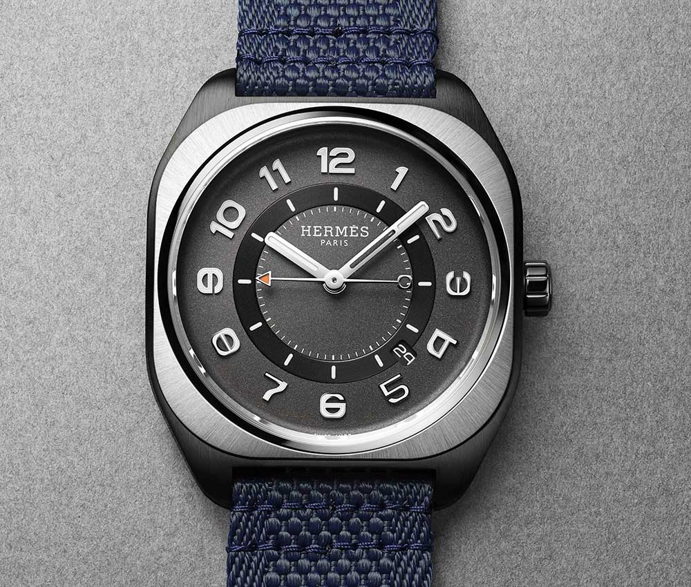 hermes h08 closeup