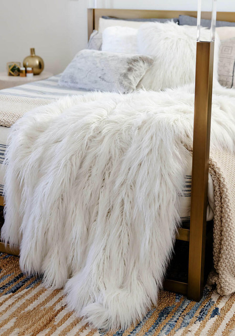 Signature Series White Tibetan Lamb Faux Fur Throws   Signature Series White Tibetan Lamb Faux Fur Throws